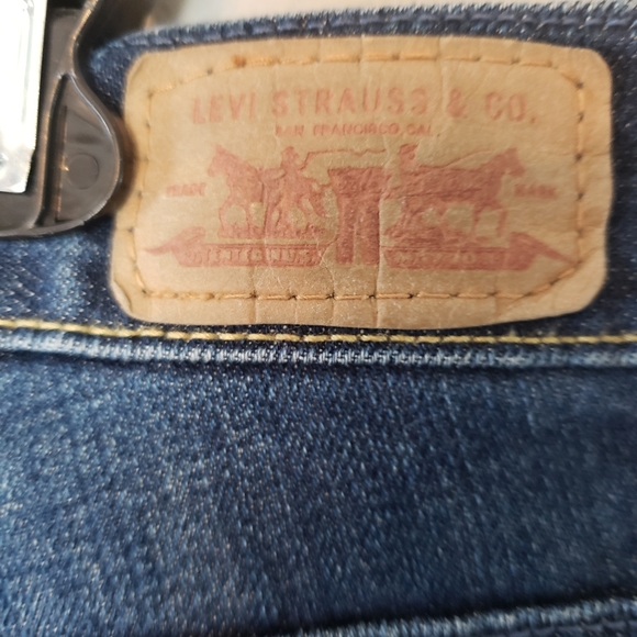 Excelente condition Levi's mid rise skinny jeans - Picture 3 of 10